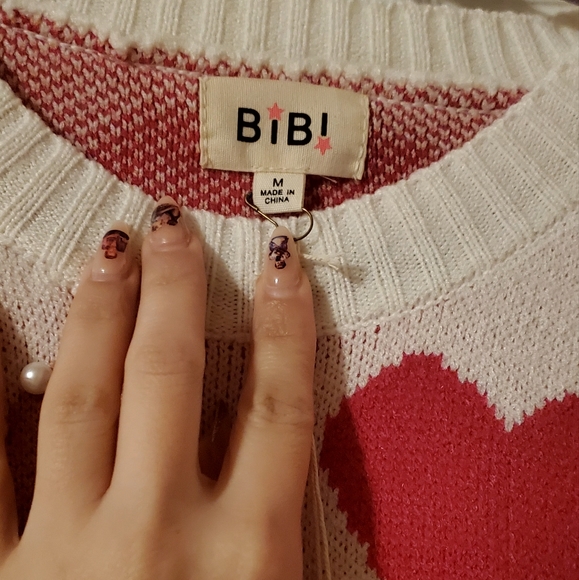 Pearl Heart Sweater - Picture 3 of 3